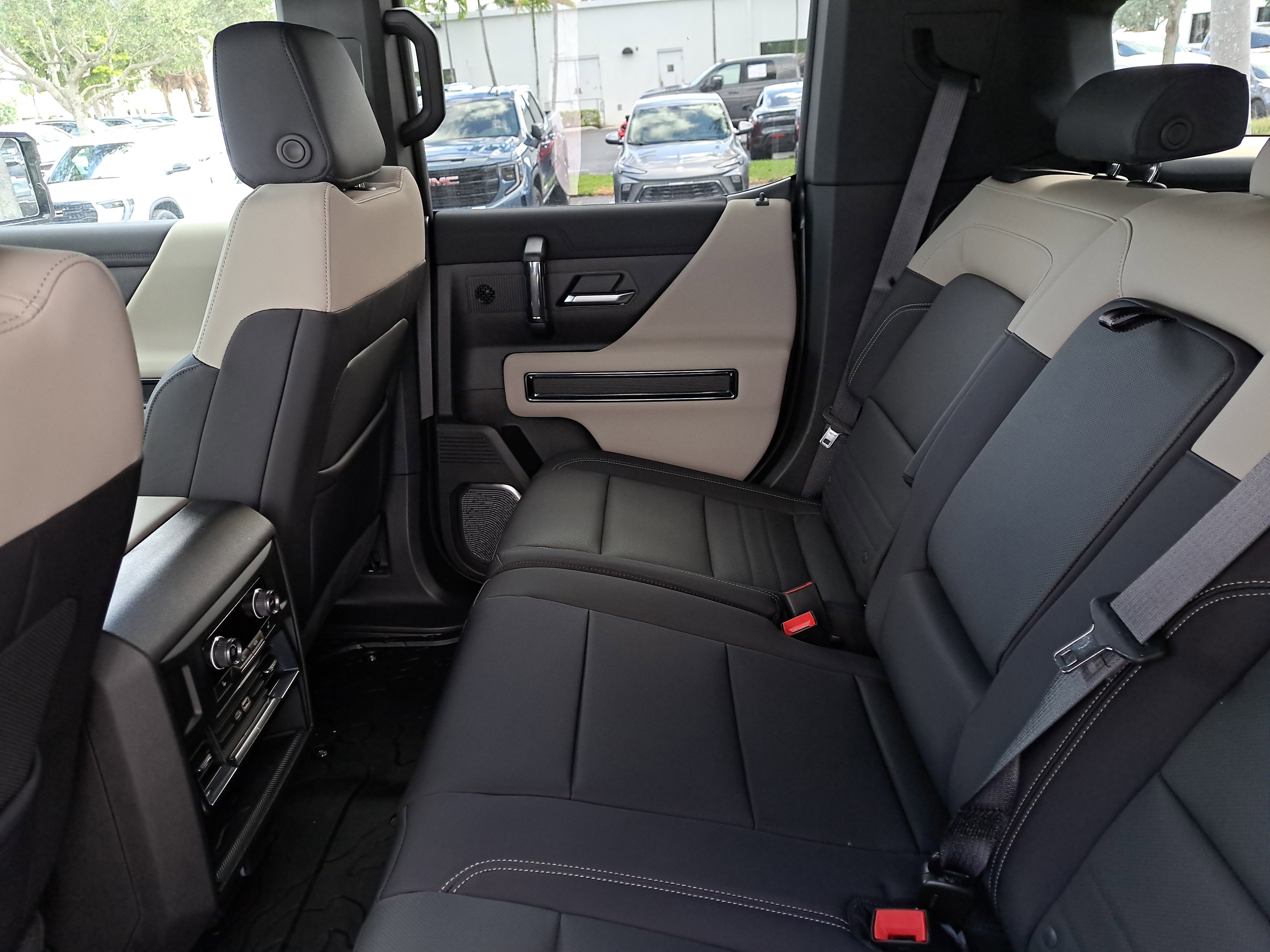 New 2026 GMC Hummer EV SUV image 13