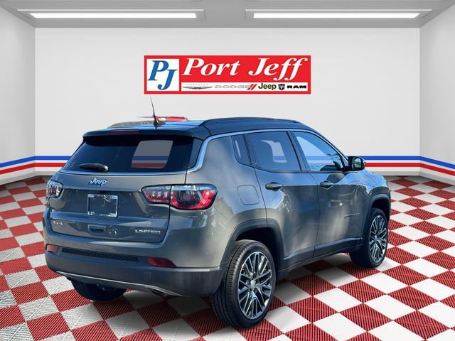 Used 2023 Jeep Compass Limited w/ Elite Group AWD/4WD image 4