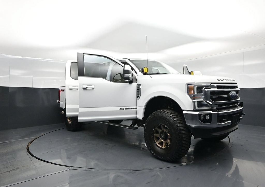 Used 2021 Ford F250 Lariat w/ Lariat Ultimate Package AWD/4WD image 29