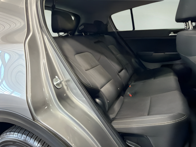 Used 2019 Kia Sportage LX FWD image 29