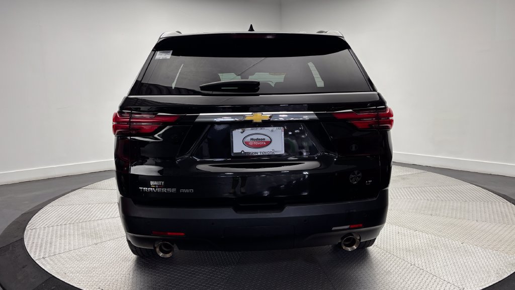 Used 2023 Chevrolet Traverse LT w/ LPO, Floor Liner Package AWD/4WD image 37
