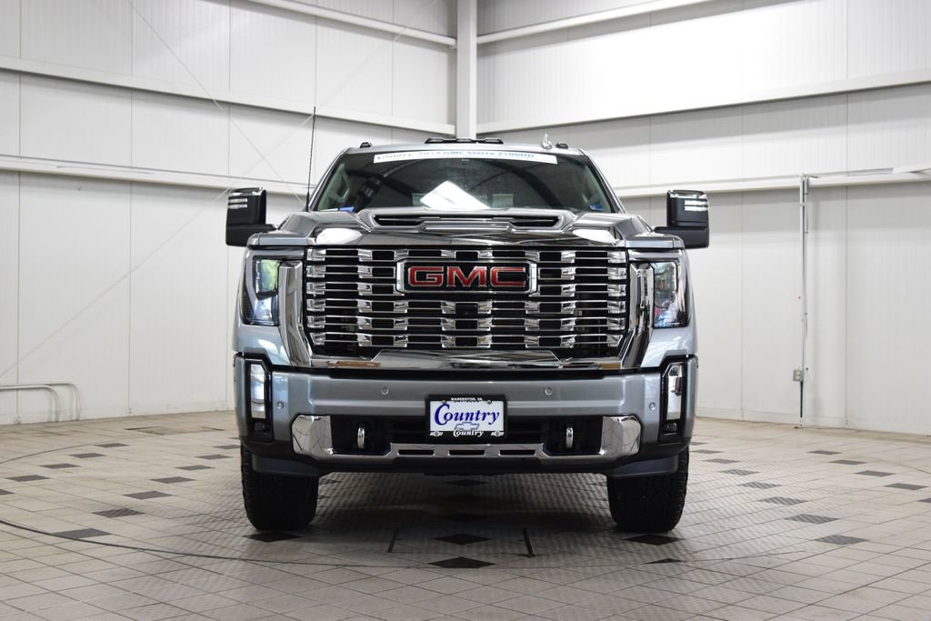Used 2024 GMC Sierra 2500 Denali w/ Denali Reserve Package AWD/4WD image 2
