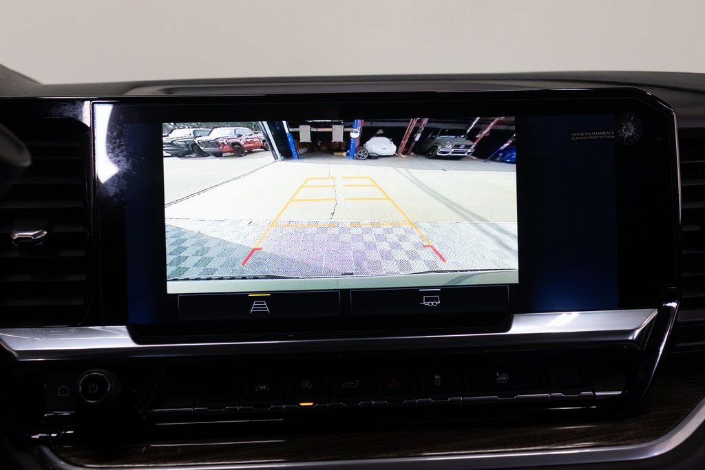 Used 2025 Chevrolet Silverado 1500 LT image 30