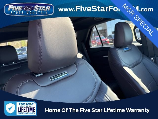 New 2026 Ford Explorer Platinum RWD image 16