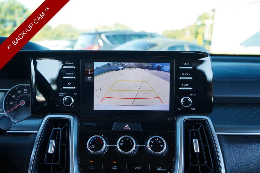 Used 2022 Kia Sorento LX FWD image 11