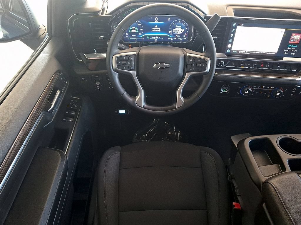 Certified 2024 Chevrolet Silverado 1500 RST AWD/4WD image 11