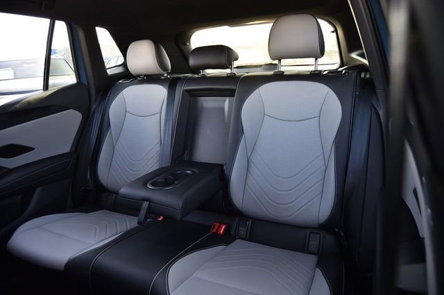 New 2026 Volkswagen Tiguan SE R-Line image 22