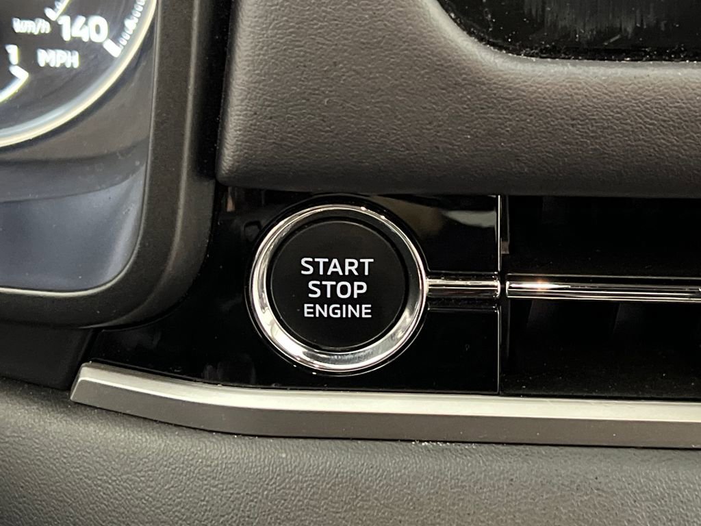 Used 2025 Mitsubishi Outlander SE image 51