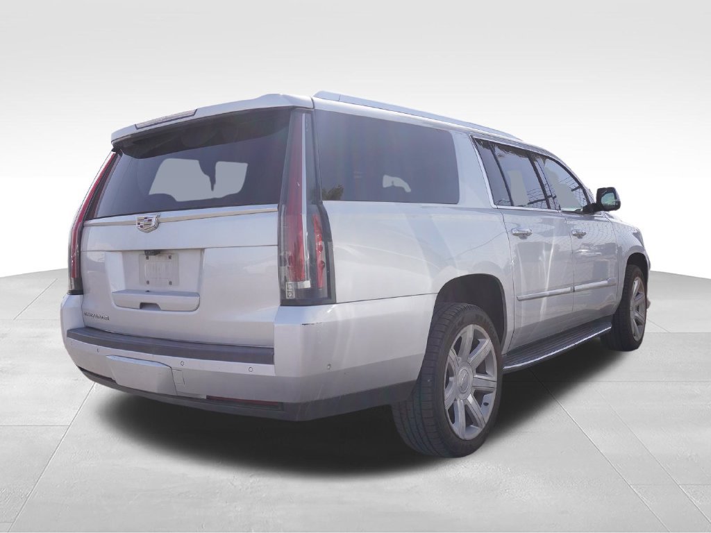 Used 2019 Cadillac Escalade ESV Luxury AWD/4WD image 4