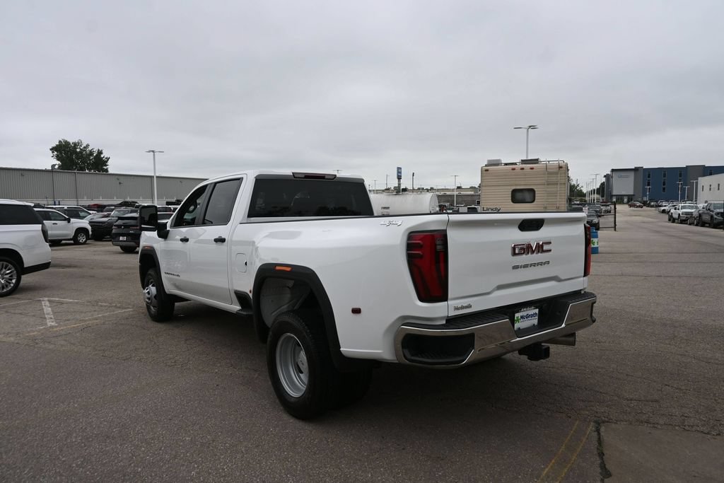 New 2026 GMC Sierra 3500 Pro AWD/4WD image 7