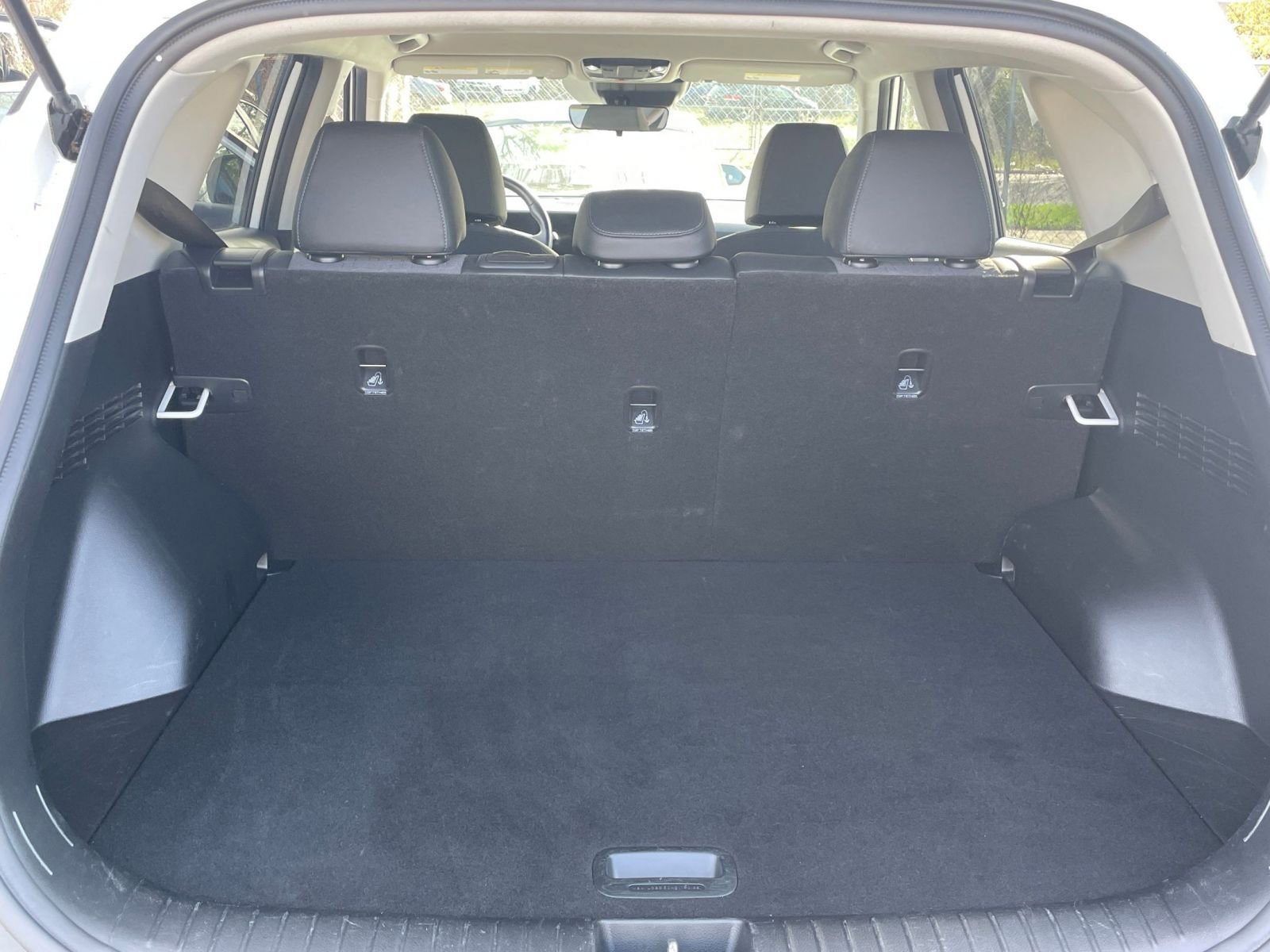 Used 2025 Kia Seltos S FWD image 31