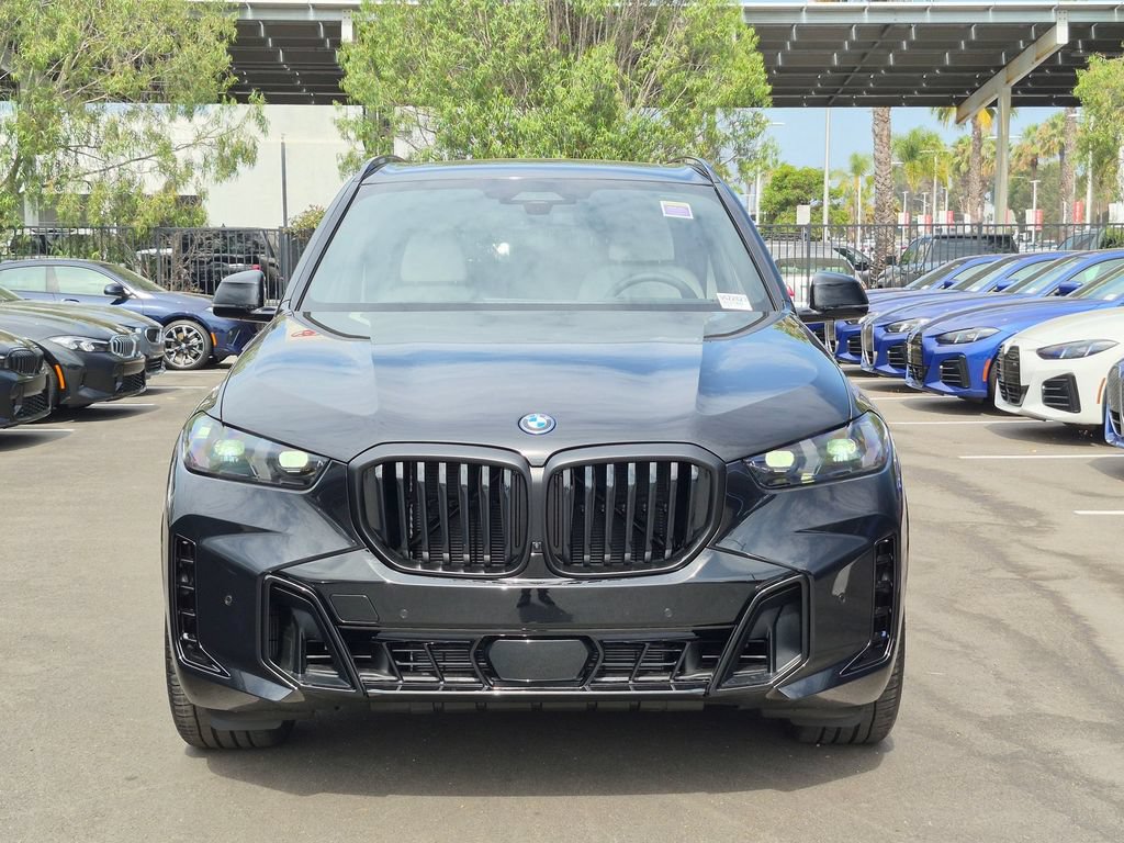 New 2026 BMW X5 xDrive50e w/ Executive Package AWD/4WD image 4