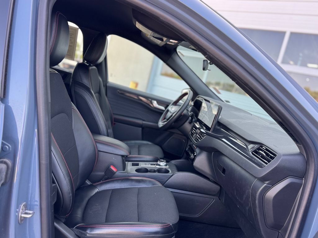 Used 2023 Ford Escape ST-Line Select w/ Tech Pack #2 AWD/4WD image 27
