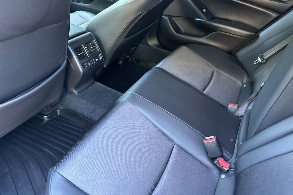 Used 2022 Honda Accord Sport image 7