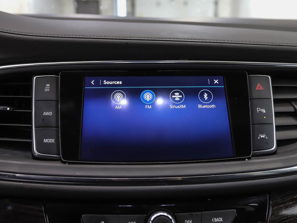 Used 2021 Buick Enclave Avenir w/ Avenir Technology Package AWD/4WD image 17