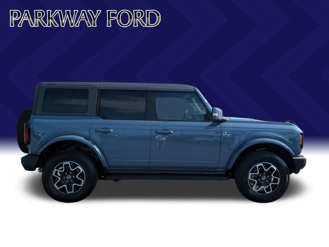 Used 2023 Ford Bronco Outer Banks AWD/4WD image 6