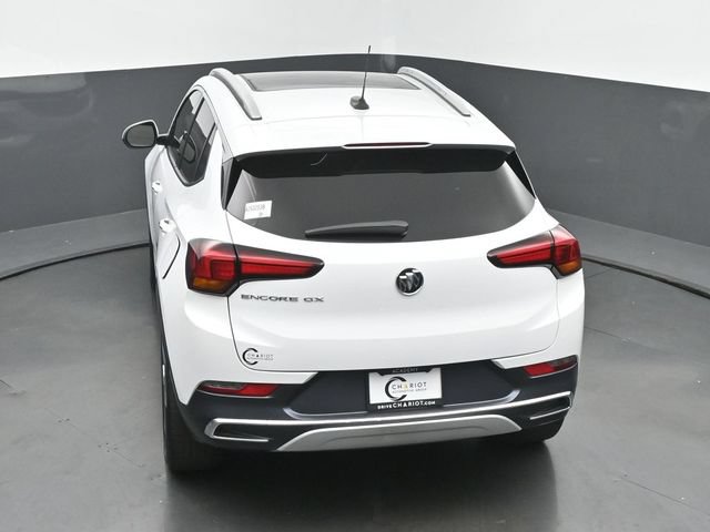 Used 2021 Buick Encore GX Essence w/ Experience Buick Package FWD image 40