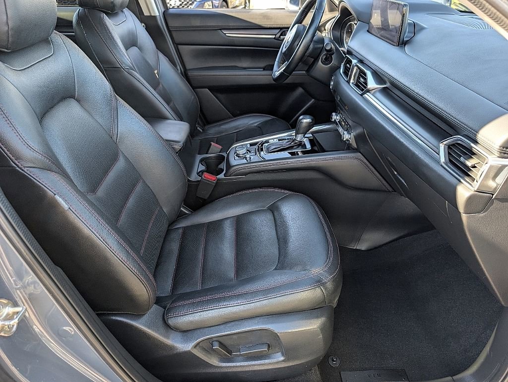 Certified 2023 MAZDA CX-5 Carbon Edition image 18