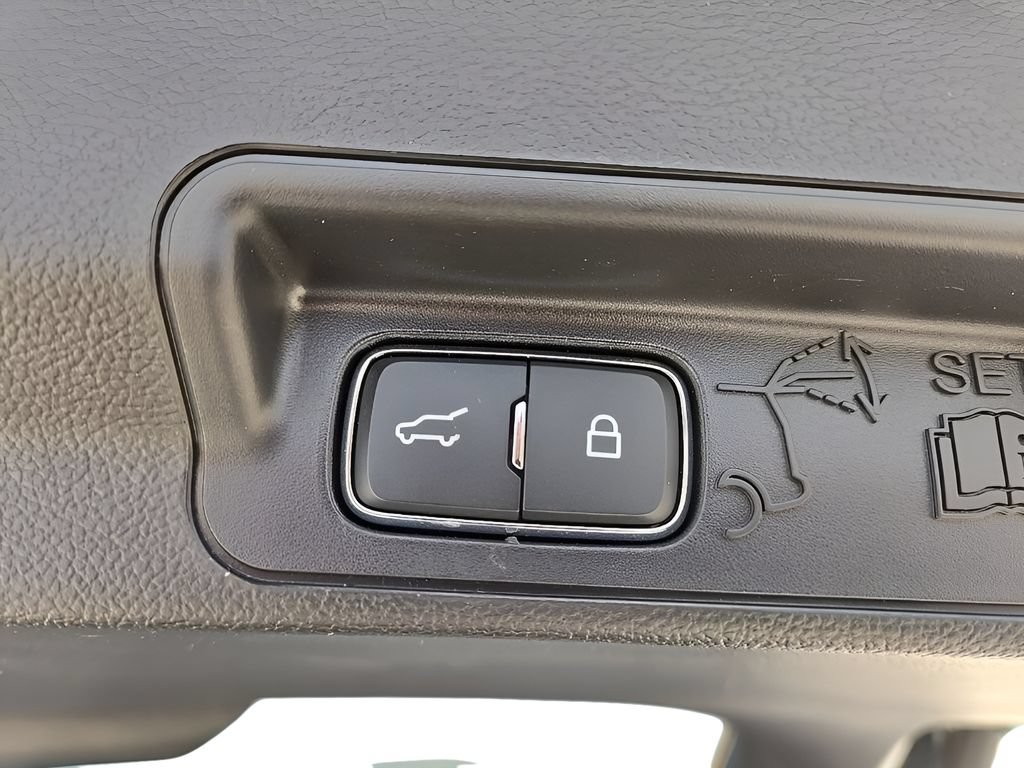 Used 2026 Ford Explorer Tremor w/ Tremor Ultimate Package AWD/4WD image 31