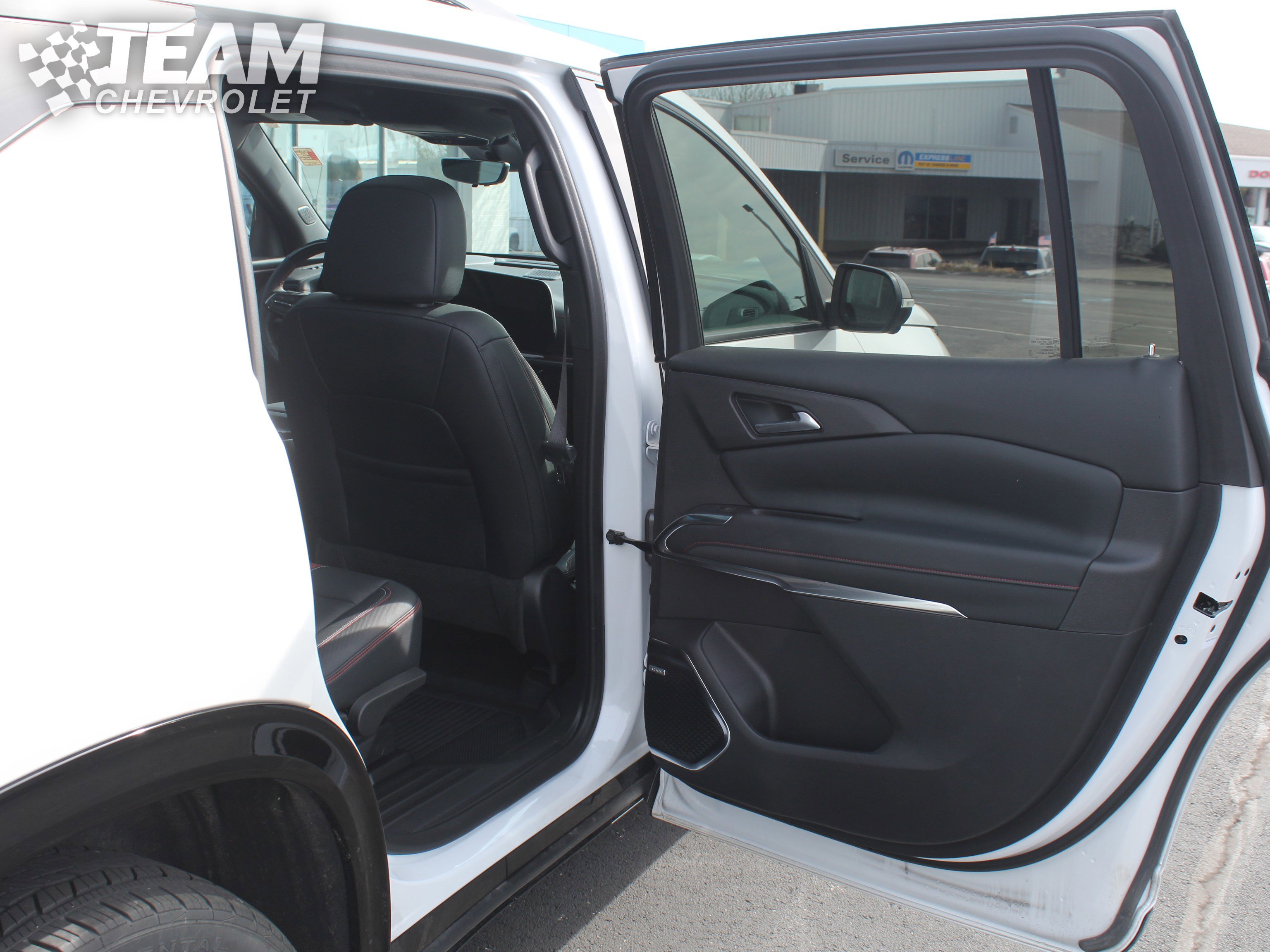 Used 2024 Chevrolet Traverse RS w/ LPO, Floor Liner Package image 25