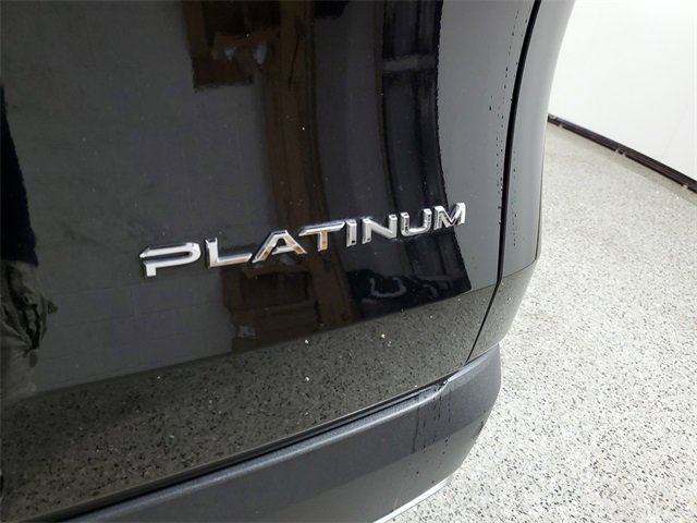 Used 2024 Toyota Grand Highlander AWD Hybrid image 5