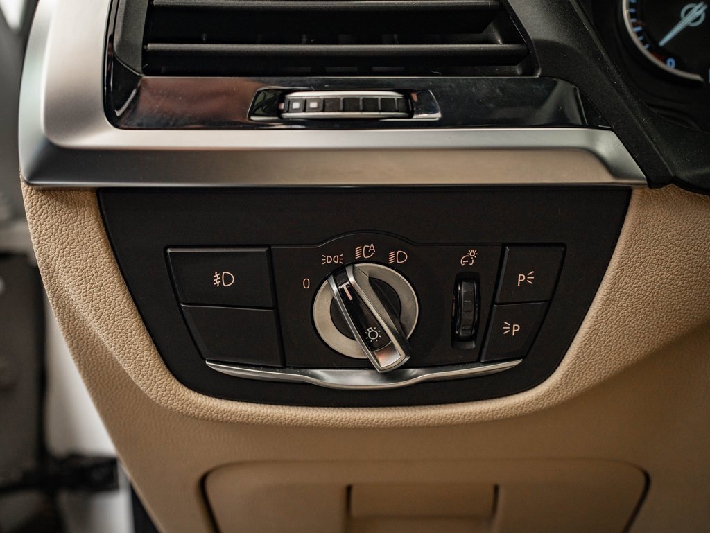 Used 2019 BMW X3 xDrive30i w/ Convenience Package image 38