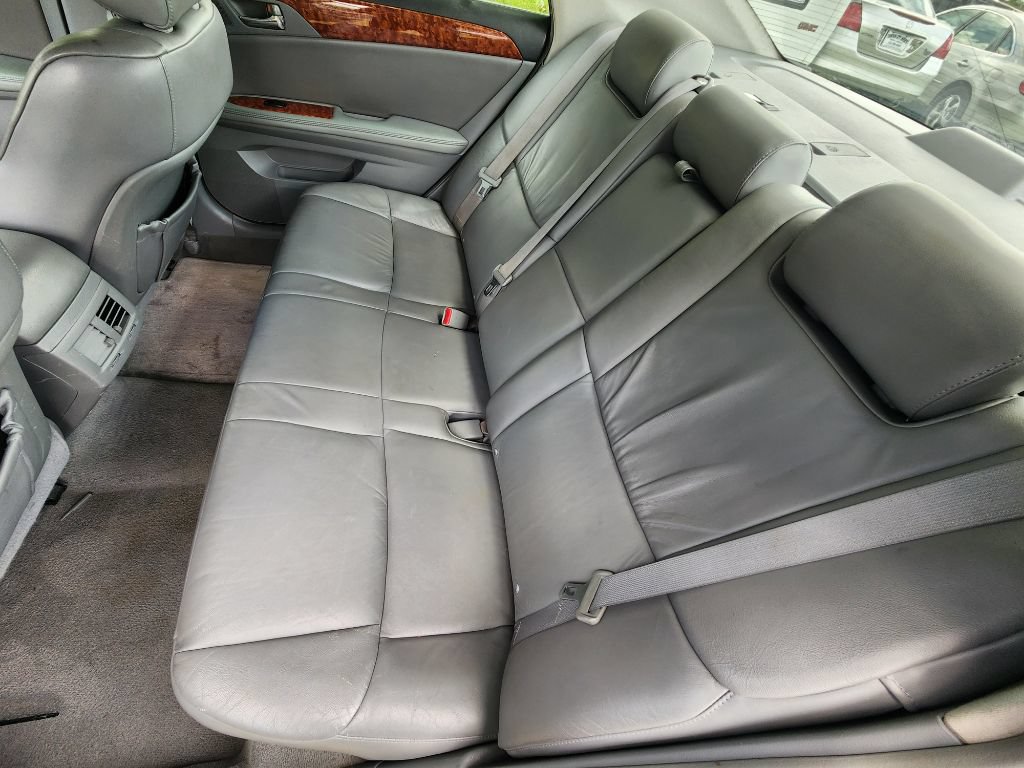 Used 2005 Toyota Avalon Limited FWD image 9