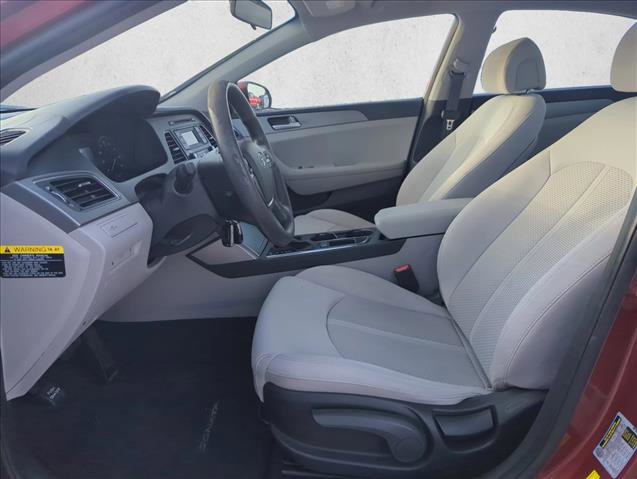 Used 2016 Hyundai Sonata SE FWD image 19