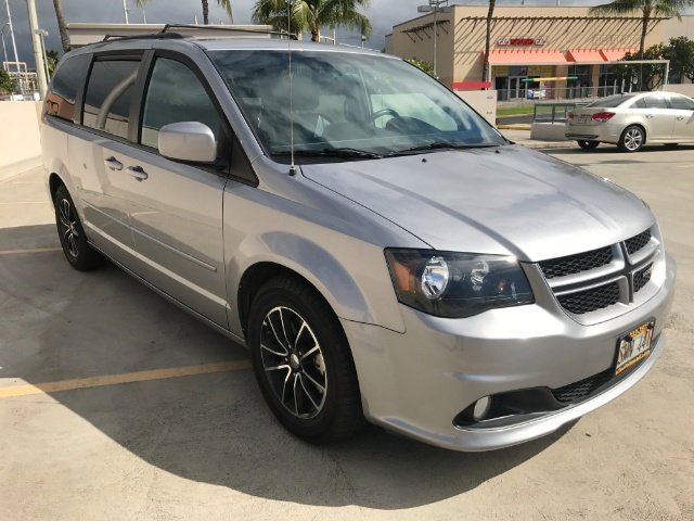 Used 2016 Dodge Grand Caravan R/T image 5