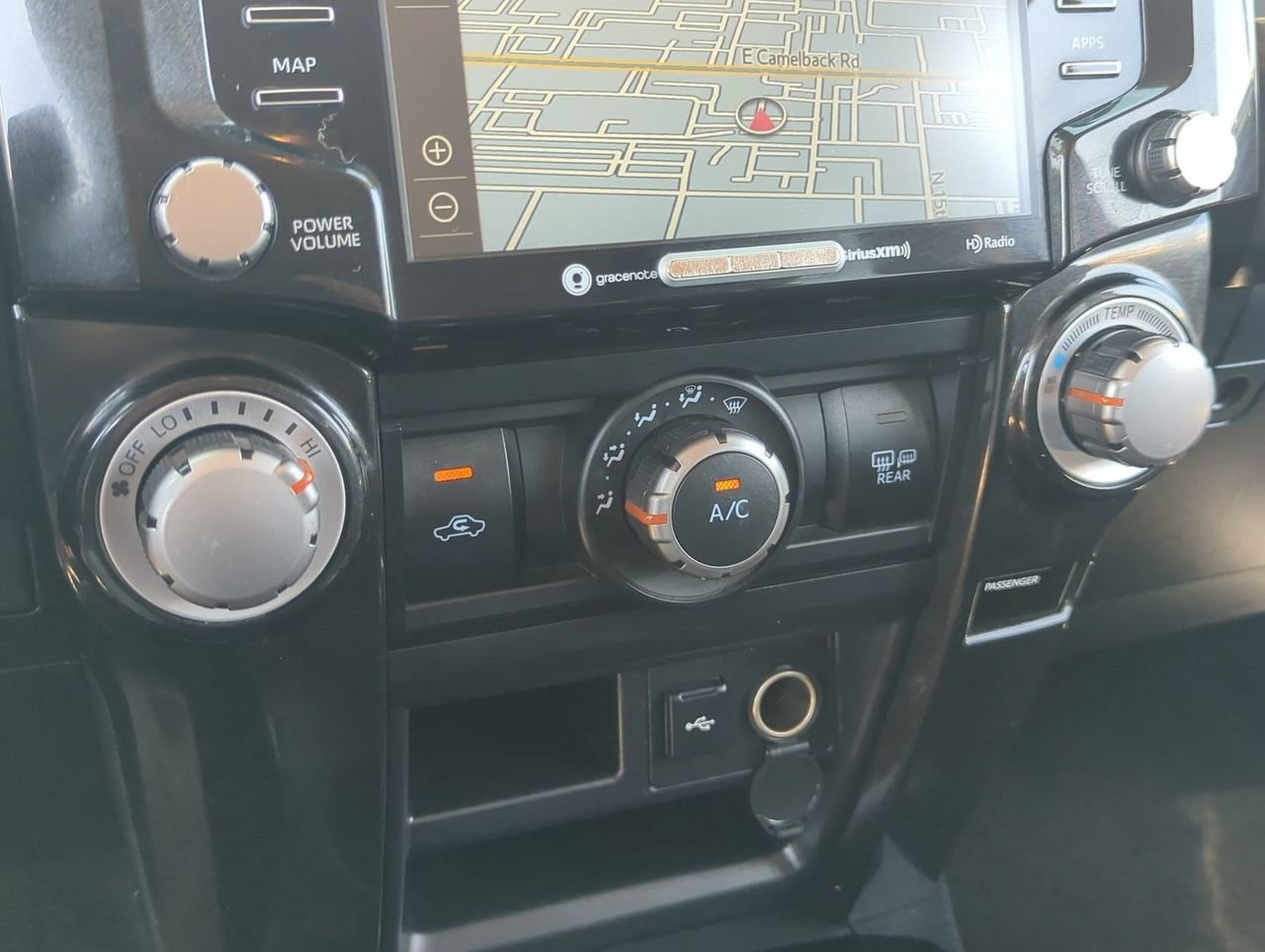 Used 2022 Toyota 4Runner TRD Off-Road Premium AWD/4WD image 25