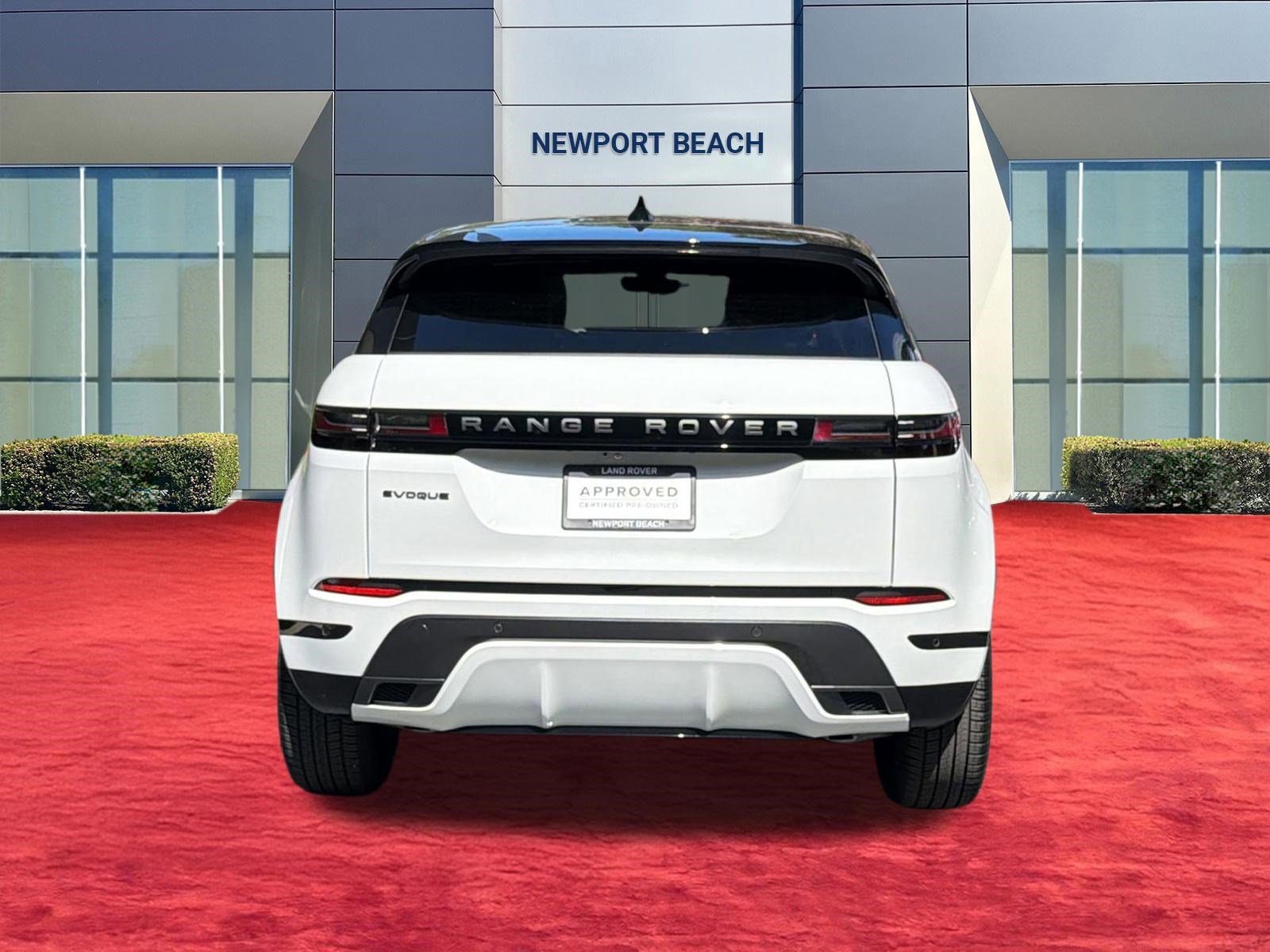 Certified 2026 Land Rover Range Rover Evoque Dynamic SE AWD/4WD image 10