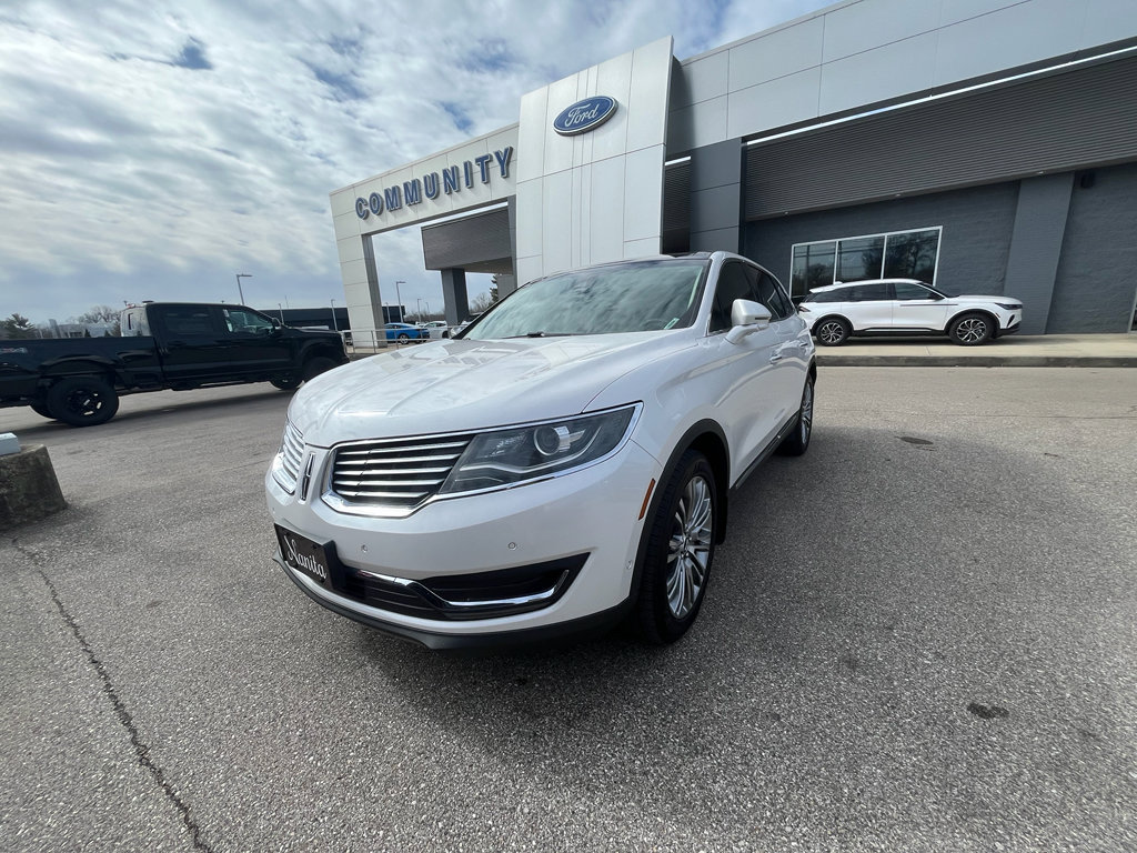 Used 2018 Lincoln MKX Reserve w/ Driver Assistance Package image 2