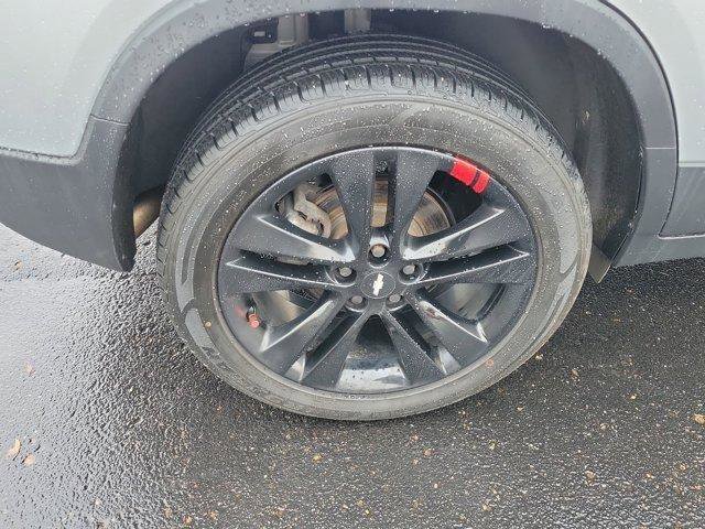 Used 2021 Chevrolet Trax LT w/ Redline Edition image 5