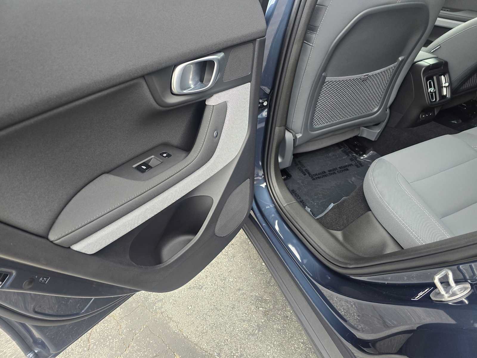 Used 2024 Polestar Polestar 2 w/ Pilot Pack RWD image 18