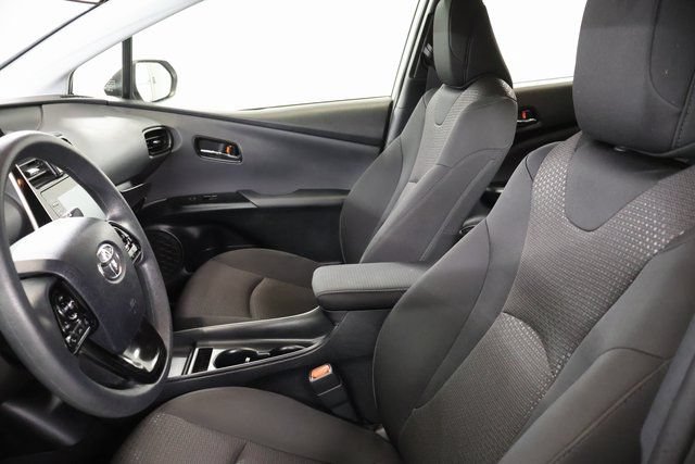 Used 2022 Toyota Prius LE FWD image 11