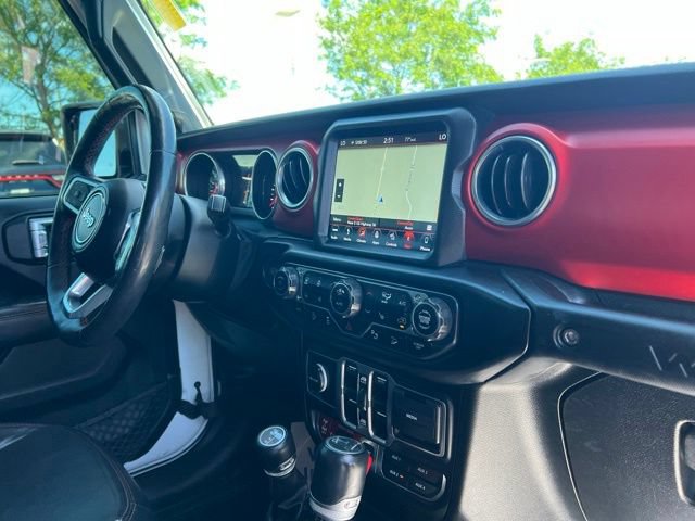 Used 2018 Jeep Wrangler Unlimited Rubicon w/ Dual Top Group AWD/4WD image 39