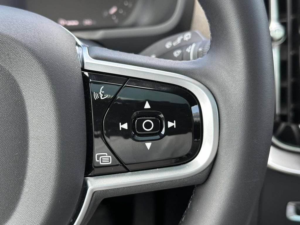 Certified 2026 Volvo XC90 B6 Ultra w/ Protection Package AWD/4WD image 20