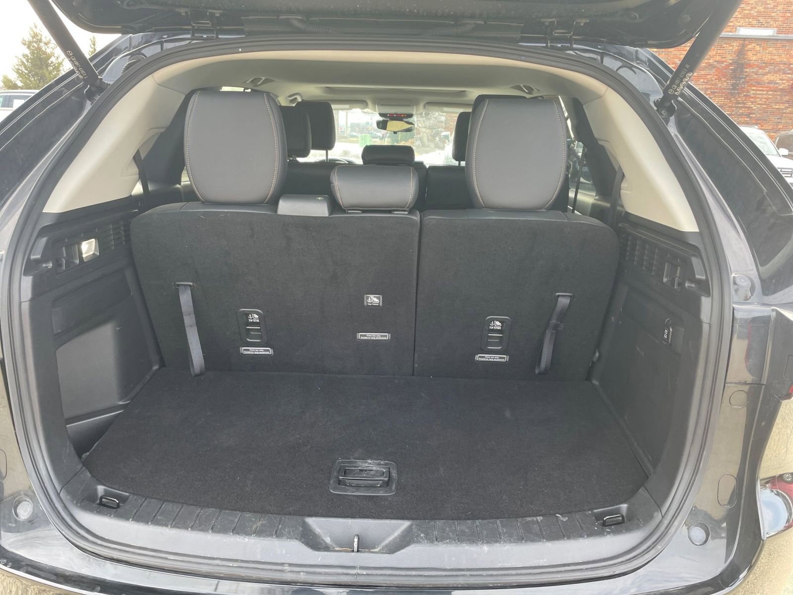 Used 2025 MAZDA CX-90 3.3 Turbo w/ Preferred Package image 34
