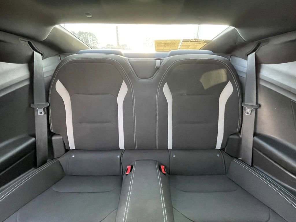 Used 2020 Chevrolet Camaro SS image 28