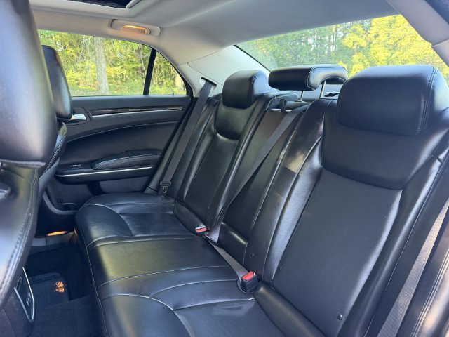 Used 2023 Chrysler 300 Touring L w/ Popular Equipment Group RWD image 21