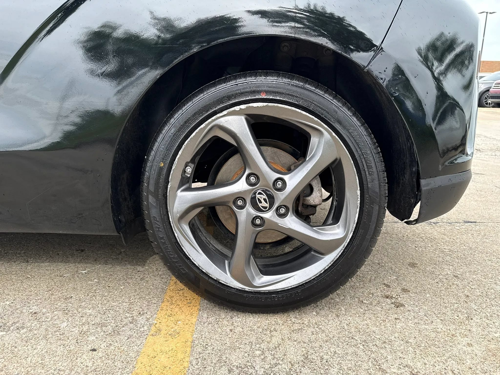 Used 2019 Hyundai Veloster 2.0 FWD image 37