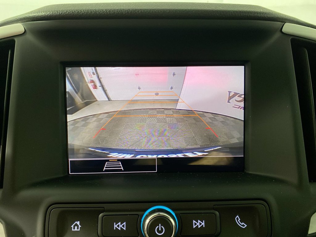 Certified 2023 GMC Terrain SLE FWD image 17