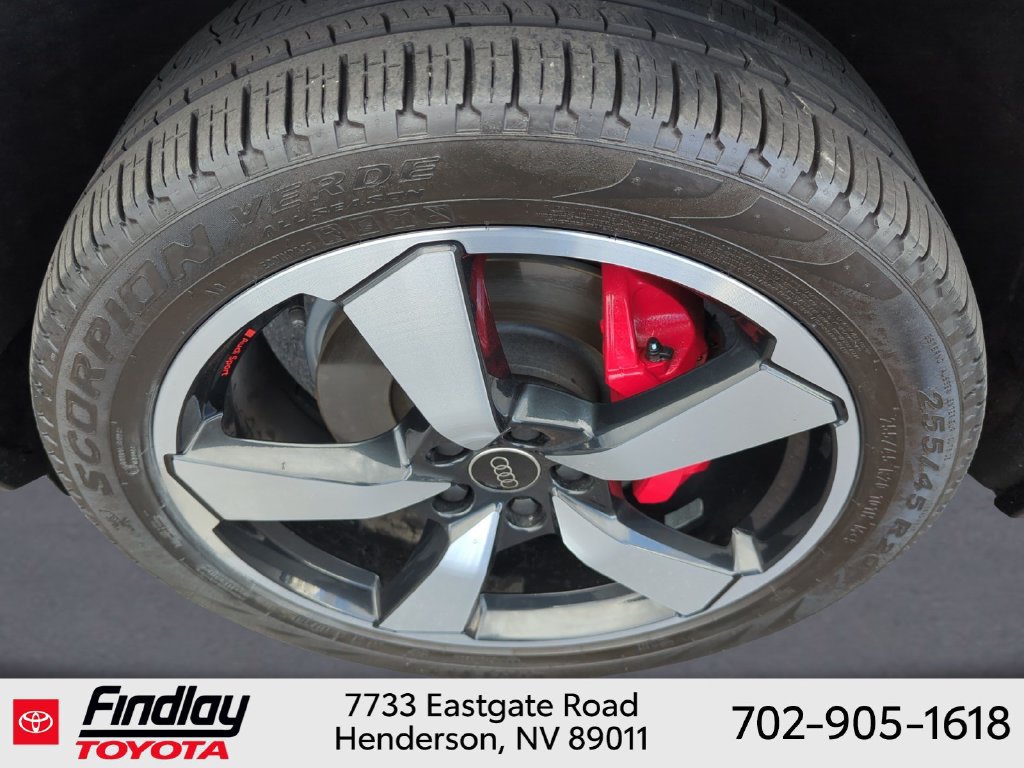 Used 2024 Audi Q5 2.0T Prestige w/ Prestige Package AWD/4WD image 9