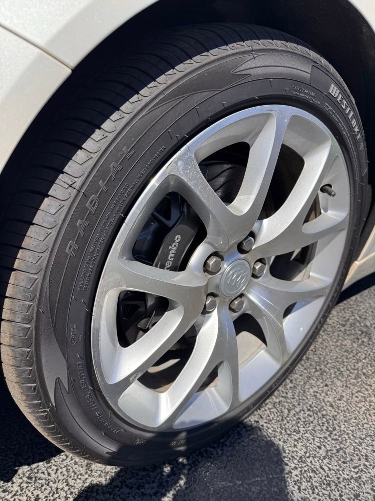 Used 2015 Buick Regal GS w/ Driver Confidence Package #2 image 29