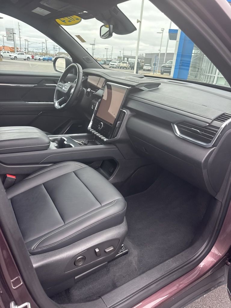 Used 2024 GMC Acadia Elevation image 46