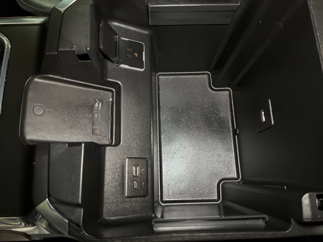 Used 2024 Chevrolet Silverado 3500 High Country w/ High Country Premium Package image 38