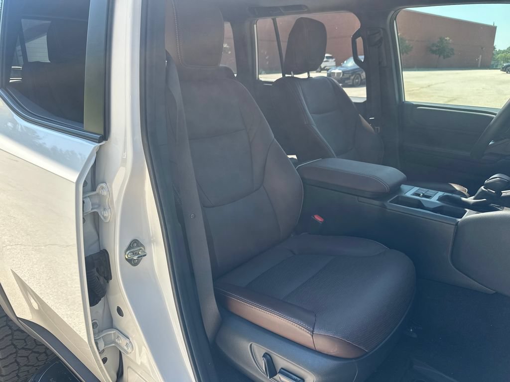 Used 2025 Toyota Land Cruiser AWD/4WD image 31