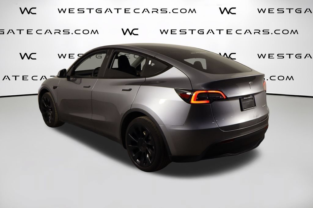 Used 2024 Tesla Model Y Long Range AWD/4WD image 51