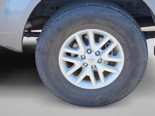 Used 2017 Nissan Frontier SV w/ SV Value Truck Package RWD image 15