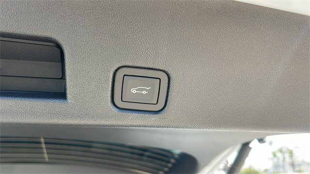 New 2026 Chevrolet Traverse LT w/ LPO, Floor Liner Package image 31